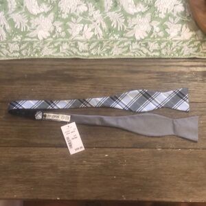 Blue & White Plaid Bowtie